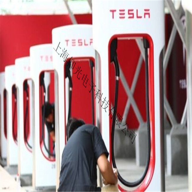 ��˹�� Tesla��늘��S��늄�(d��ng)��܇�o����늺ͳ�늘����ϟo����늙z��