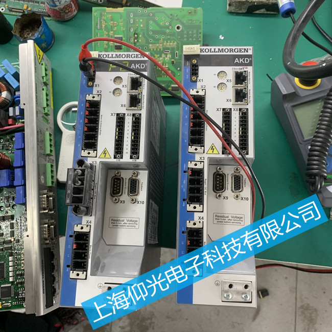 kollmorgen�Ơ�Ħ�����{���ŷ��(q��)��(d��ng)���S�� S700��(b��o)��F25�Ԓ