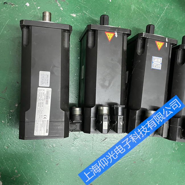 �Ơ�Ħ���ŷ�늙C(j��)�S�� AKM54K-ACC2R-00���a��������