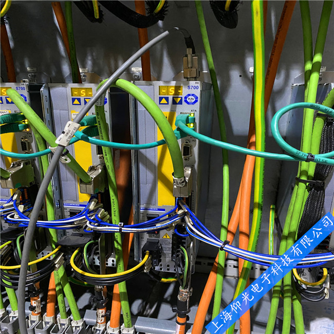 �Ơ�Ħ�������S�� SERVOSTAR 603ͨ늈�F16��Q�Ԓ