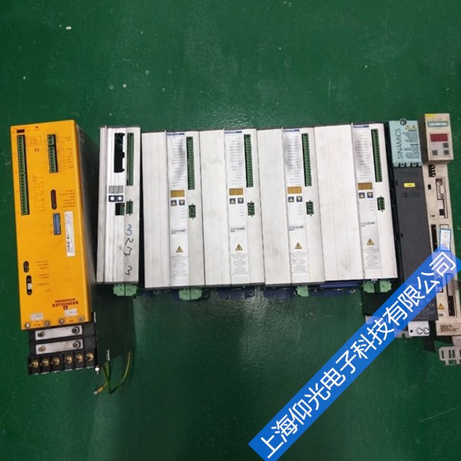 �Ơ�Ħ��s700�ŷ��(q��)��(d��ng)���S�޳�Ҋ(ji��n)���ϴ��a