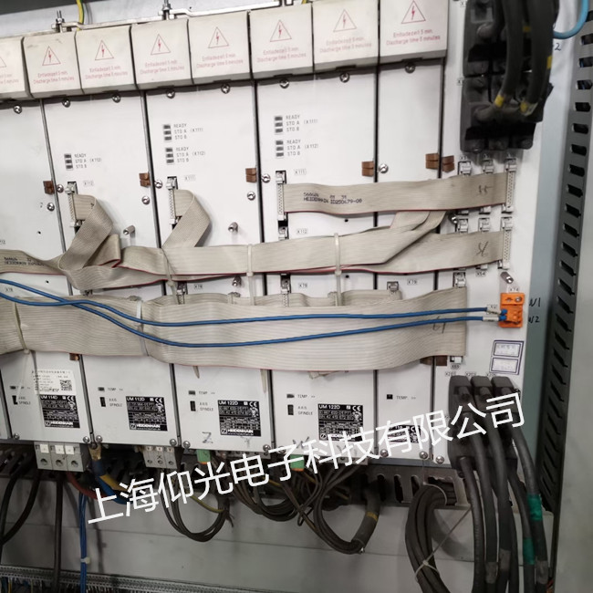 ���h�ŷ��Ŵ����_���˙C�S��-UM122D�(q��)������027�S��