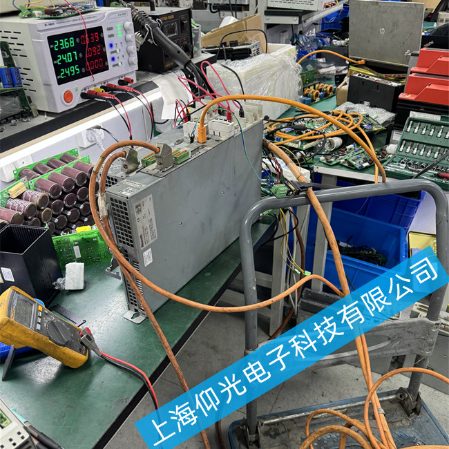 ��ʿ��dkcϵ���ŷ��(q��)��(d��ng)����(b��o)���@ʾC217�S�ރr(ji��)��